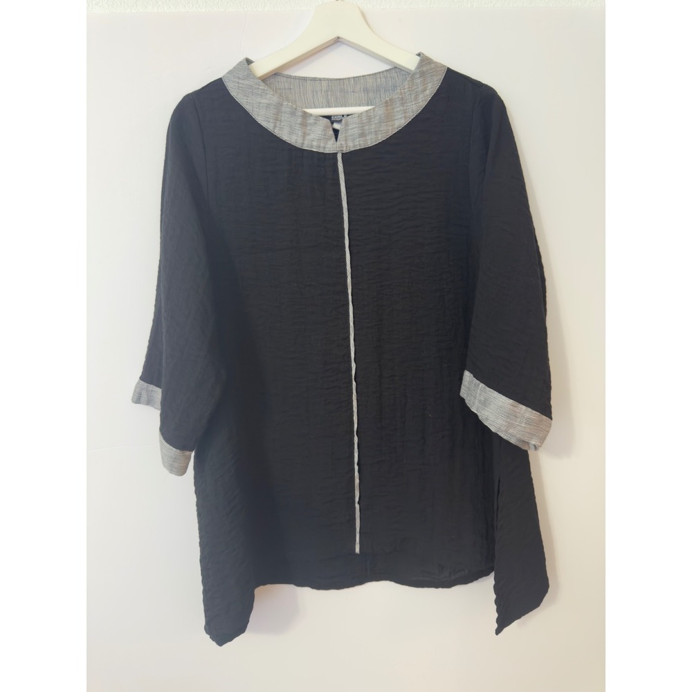 GUMPS San‎ Francisco Black Textured Mandarin Collar 3/4 Sleeve Tunic Top M